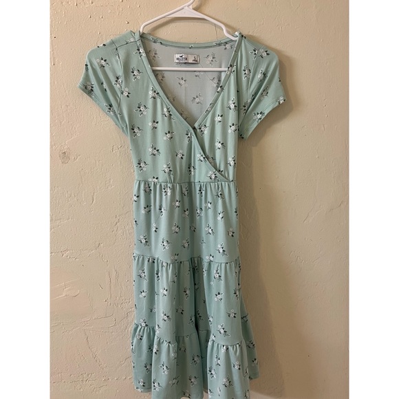 Hollister Mint Green Floral Dress - Picture 3 of 4